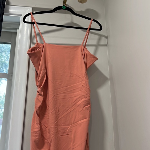 Susana Monaco Ruched Dress in Blush - Picture 4 of 7